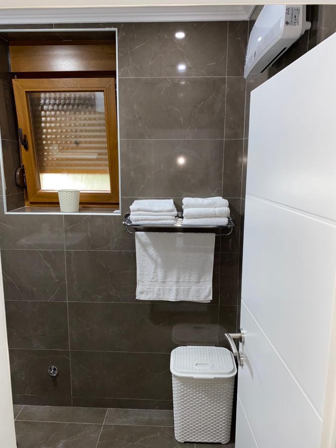 Apartman Jovana Bileća Exteriör bild