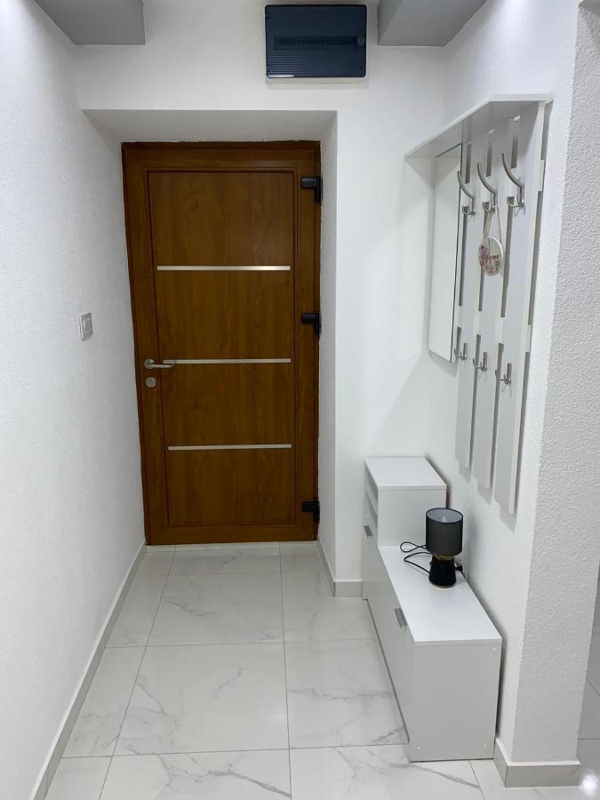 Apartman Jovana Bileća Exteriör bild